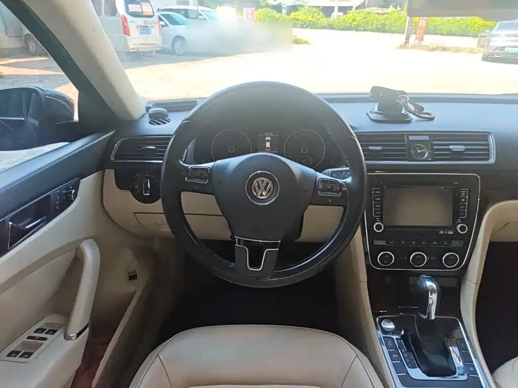 Volkswagen Passat — миниатюра 6