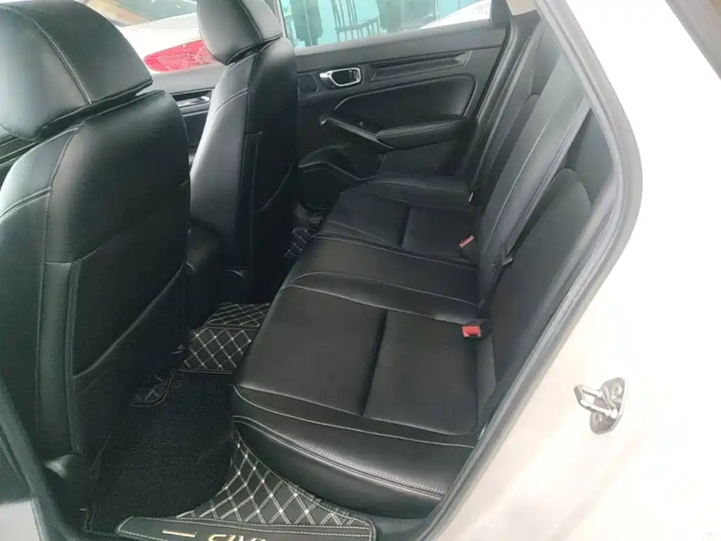 Honda Civic — миниатюра 17