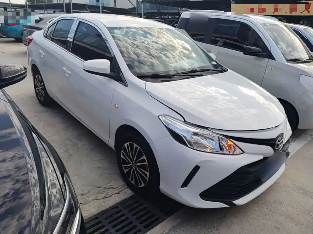 Toyota Vios — миниатюра 4