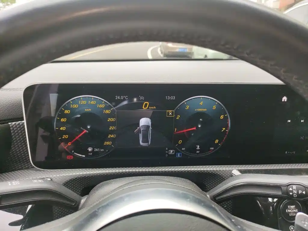 Mercedes-Benz A-Class — миниатюра 7
