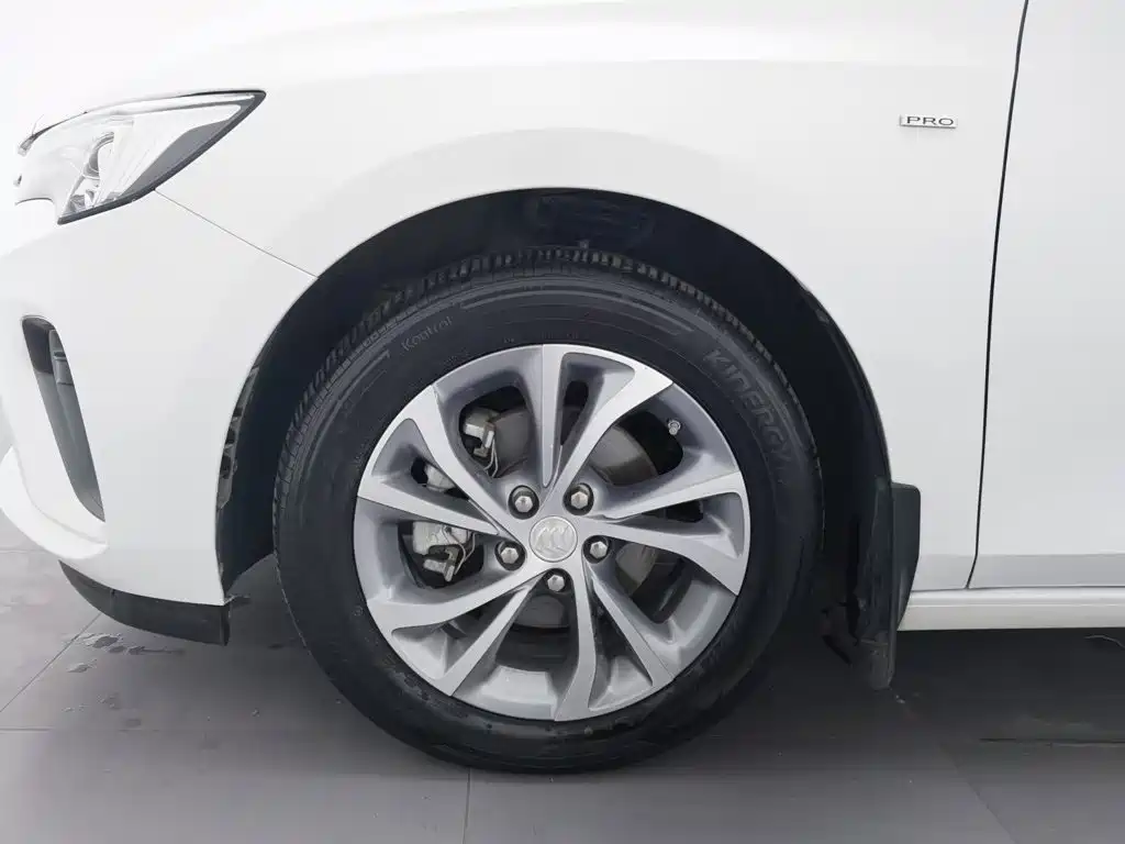 Buick Verano — миниатюра 17