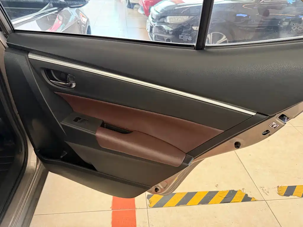 Toyota Corolla — миниатюра 25