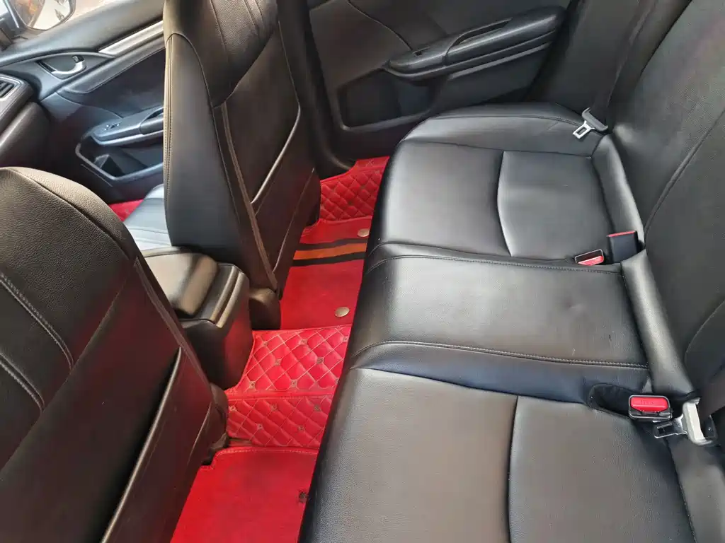 Honda Civic — миниатюра 8