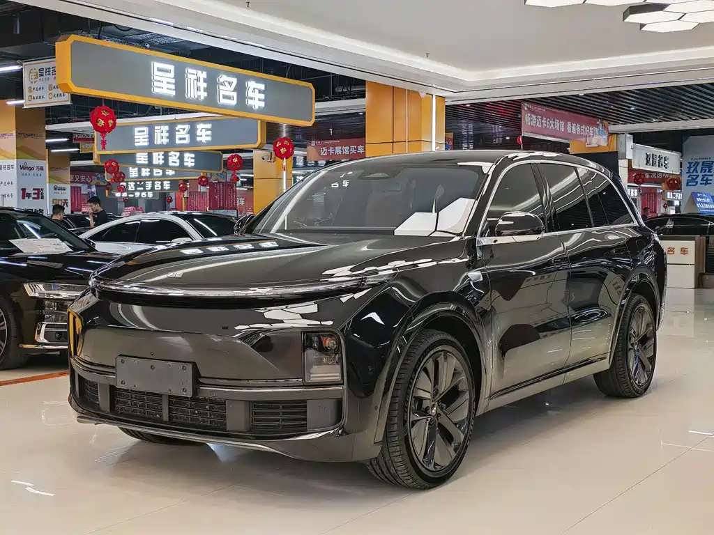 Li Auto Li L8 2025