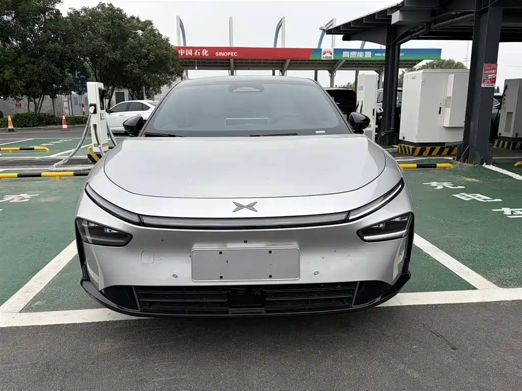 XPENG P7+