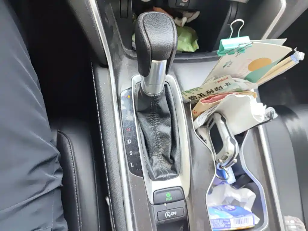 Honda Accord — миниатюра 10