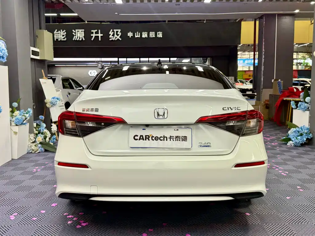 Honda Civic — миниатюра 13