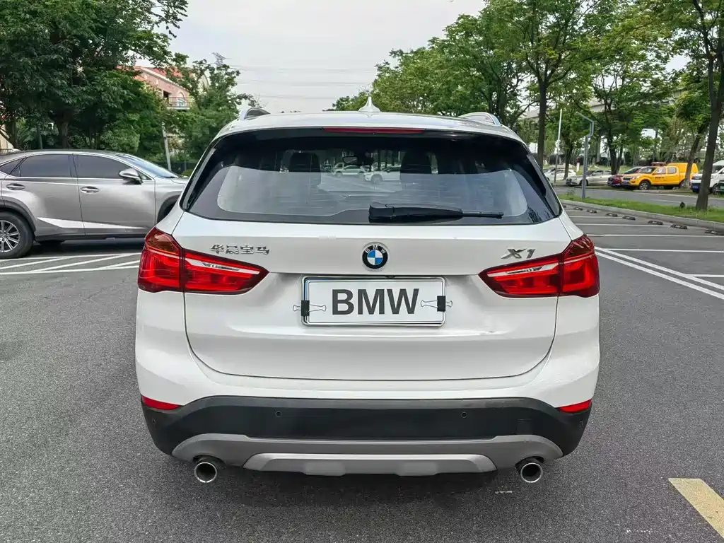 BMW X1 — миниатюра 8