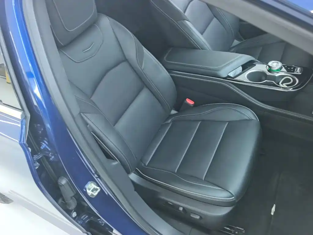Cadillac GT4 — миниатюра 25