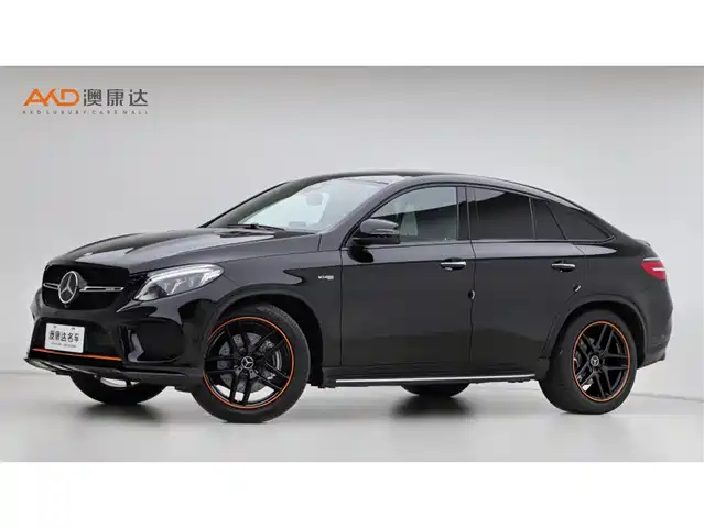 Mercedes-Benz GLE 43/3.0 T/18 /4 MATIC SUV — фото 1
