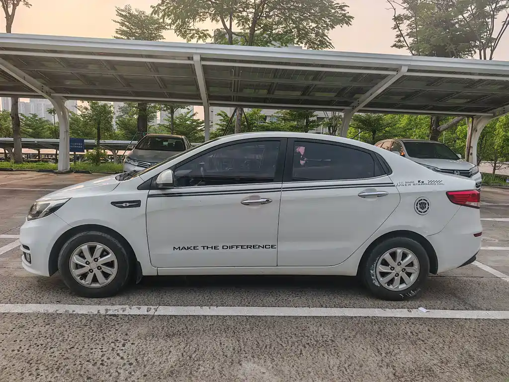 Kia K2 — миниатюра 4