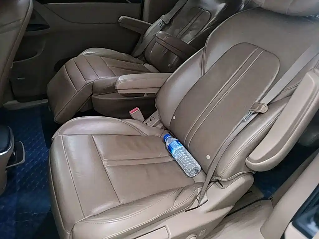 Buick GL8 — миниатюра 17