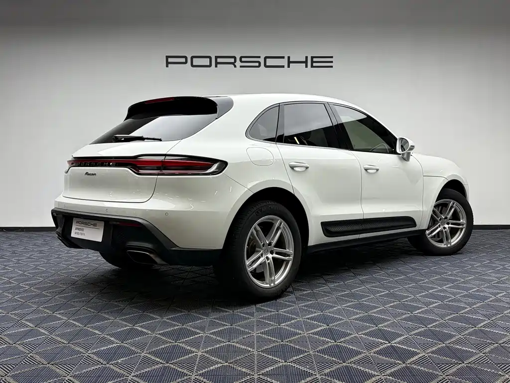 Porsche Macan — миниатюра 2