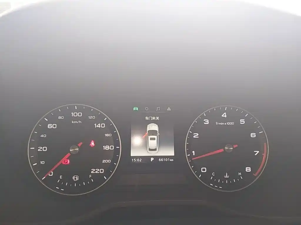 Roewe i5 — миниатюра 12