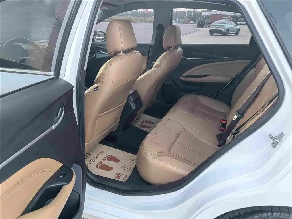 Buick Excelle — миниатюра 6