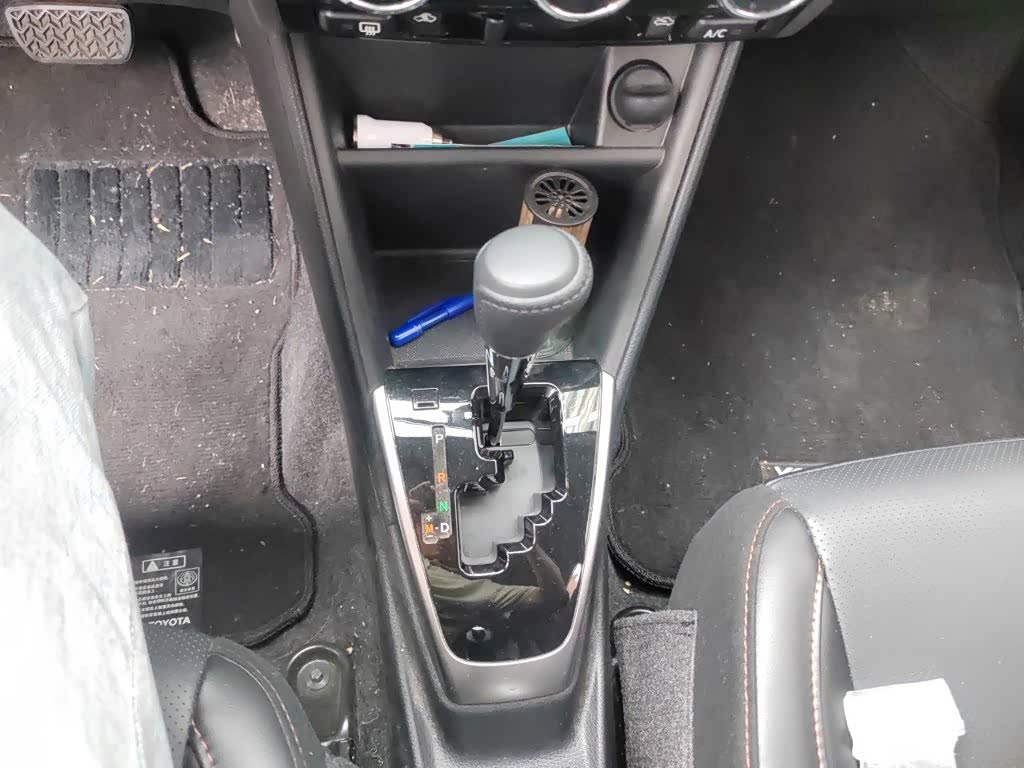 Toyota YARiS L Zhi Xuan 1.5 л 2022 г. Белый, пробег 21600 км