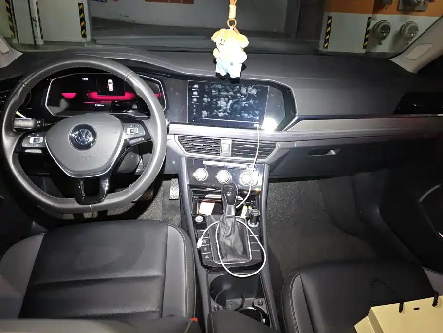 Volkswagen Sagitar — миниатюра 12