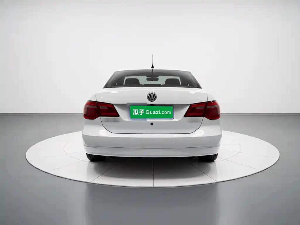 Volkswagen Jetta — миниатюра 5