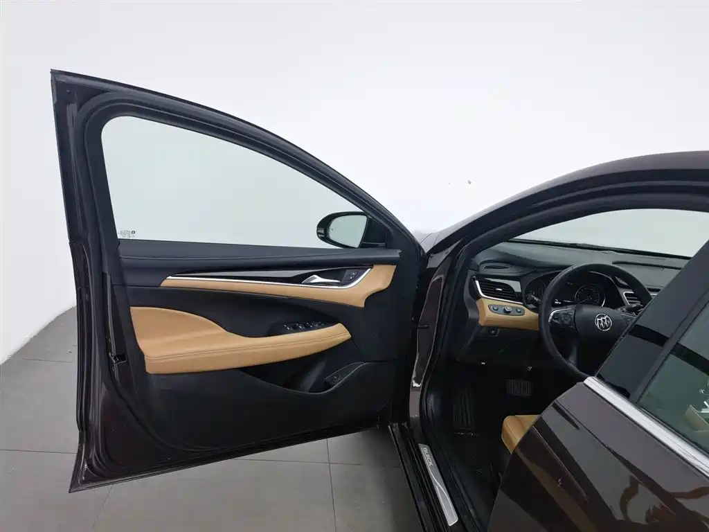 Buick LaCrosse 2018 28T Elite