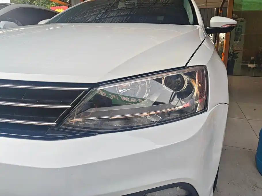 Volkswagen Sagitar — миниатюра 5