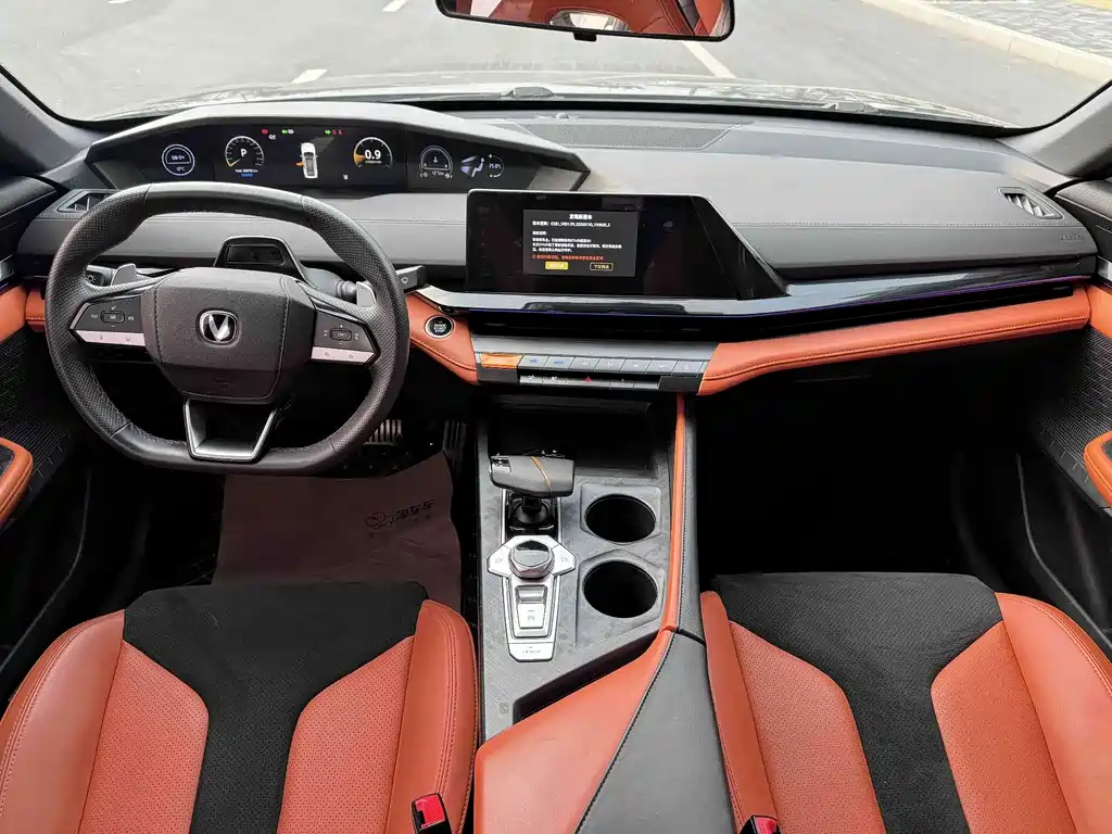Changan UNI-V — миниатюра 6