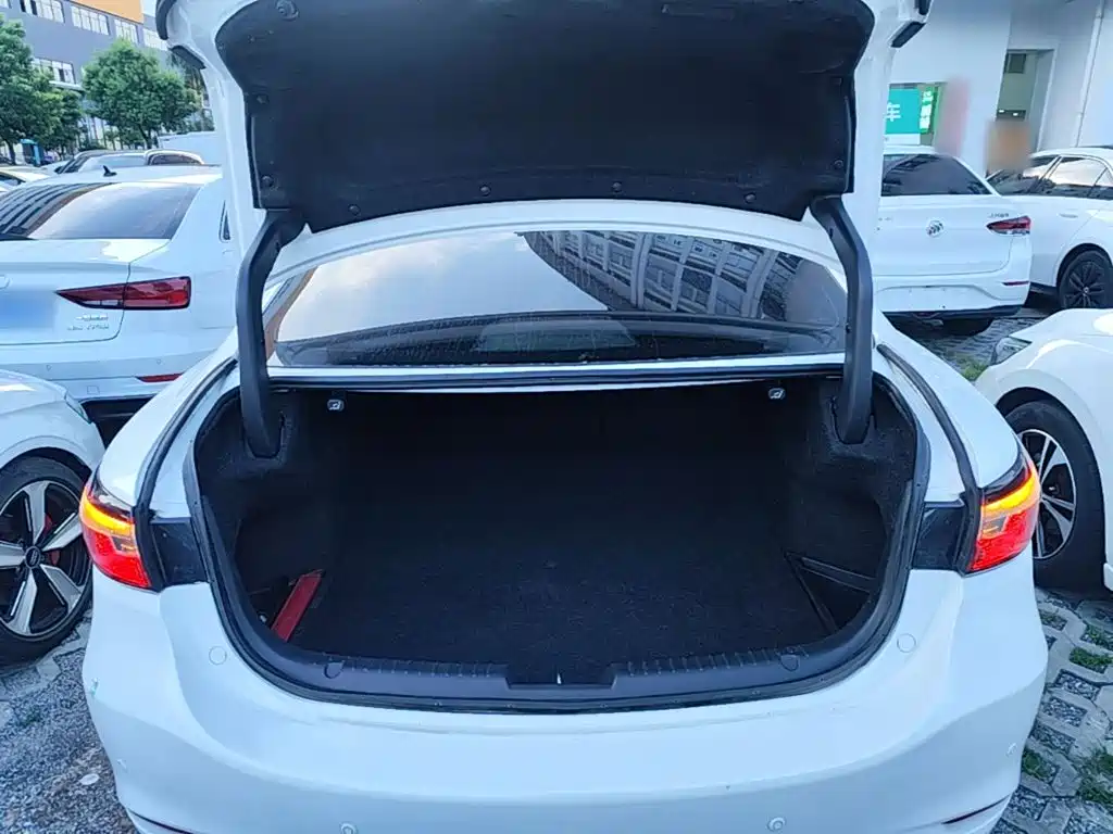 Mazda Atenza — миниатюра 19