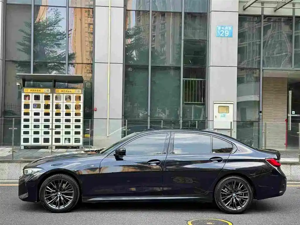 BMW 3 Series — миниатюра 2
