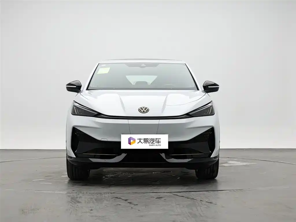 Volkswagen 06 2025 Pure