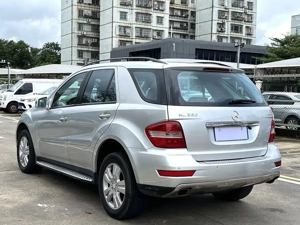 Mercedes-Benz M-Class — миниатюра 9
