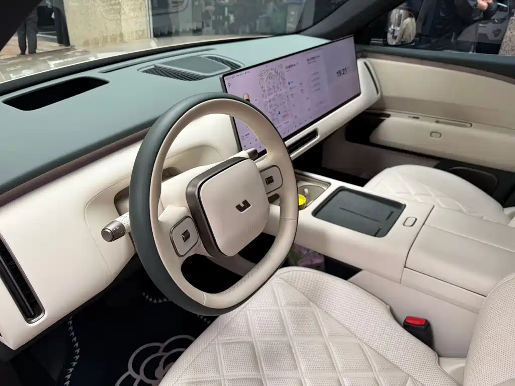 Li Auto Li L9 — миниатюра 10