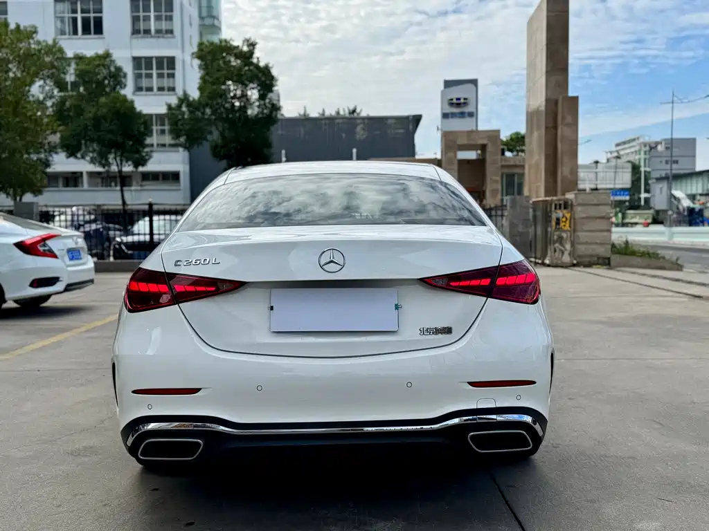 MERCEDES-BENZ C CLASS