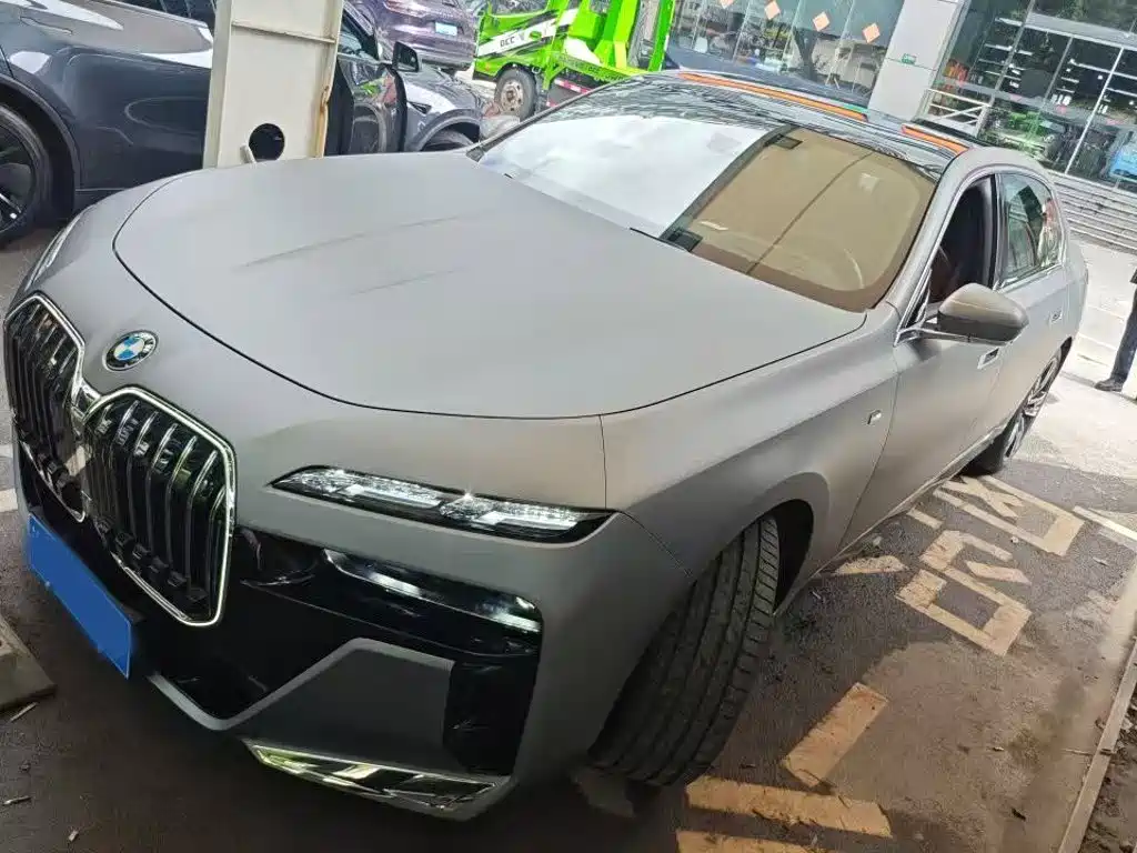 宝马7系 2023款 740Li 尊享型 M运动套装 2024