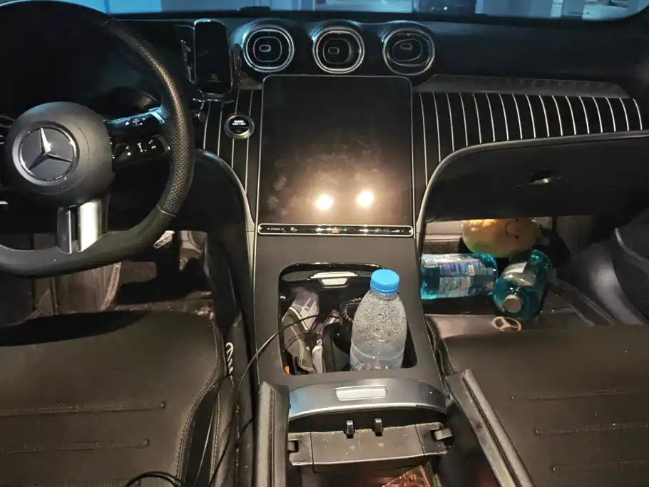 Mercedes-Benz C-Class — миниатюра 16