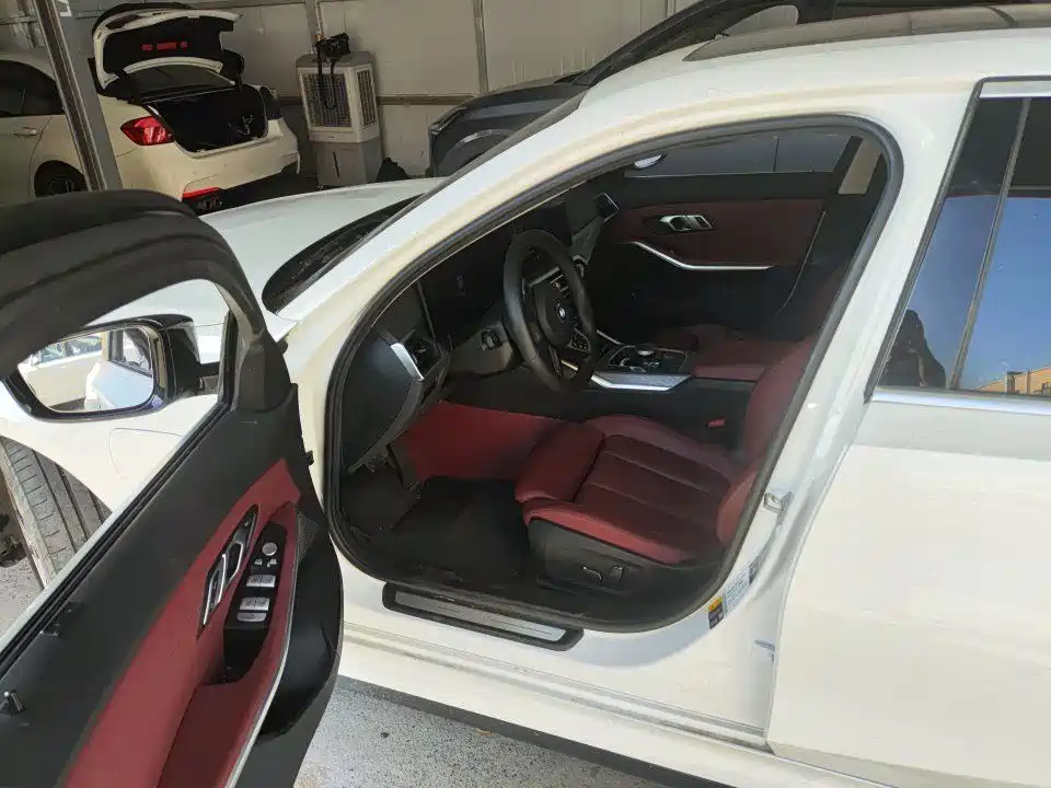 BMW i3 — миниатюра 6