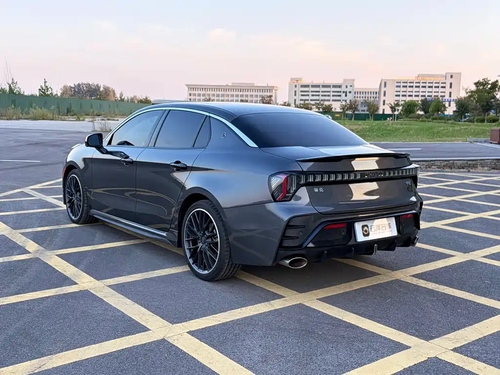 Lynk & Co 03 — миниатюра 4