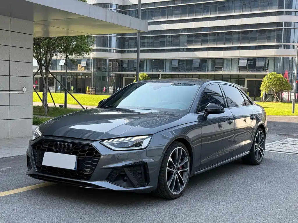 Audi A4L 2023