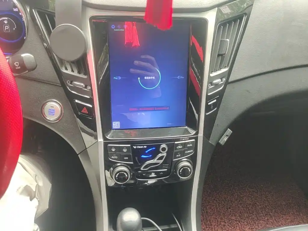 Hyundai Sonata — миниатюра 6