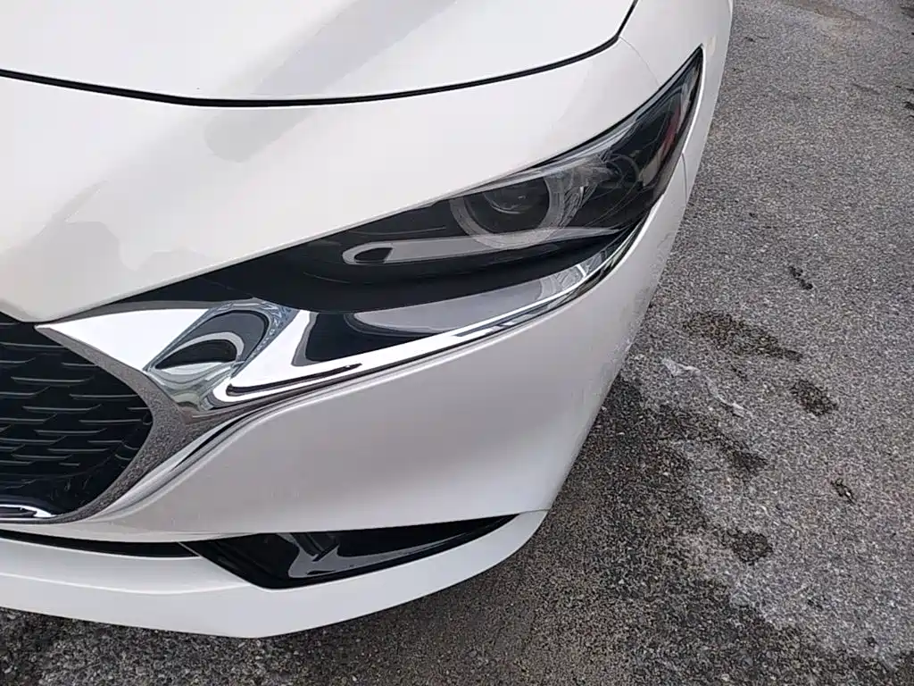 Mazda 3 Axela — миниатюра 24