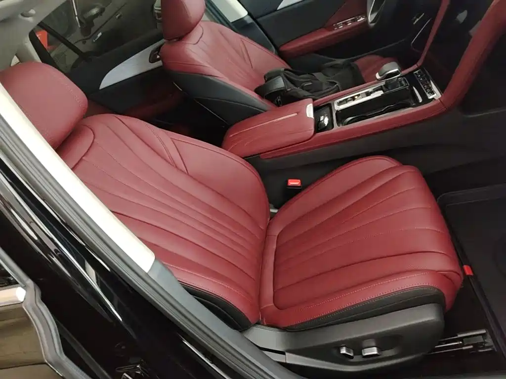 Hongqi Hongqi H5 — миниатюра 25