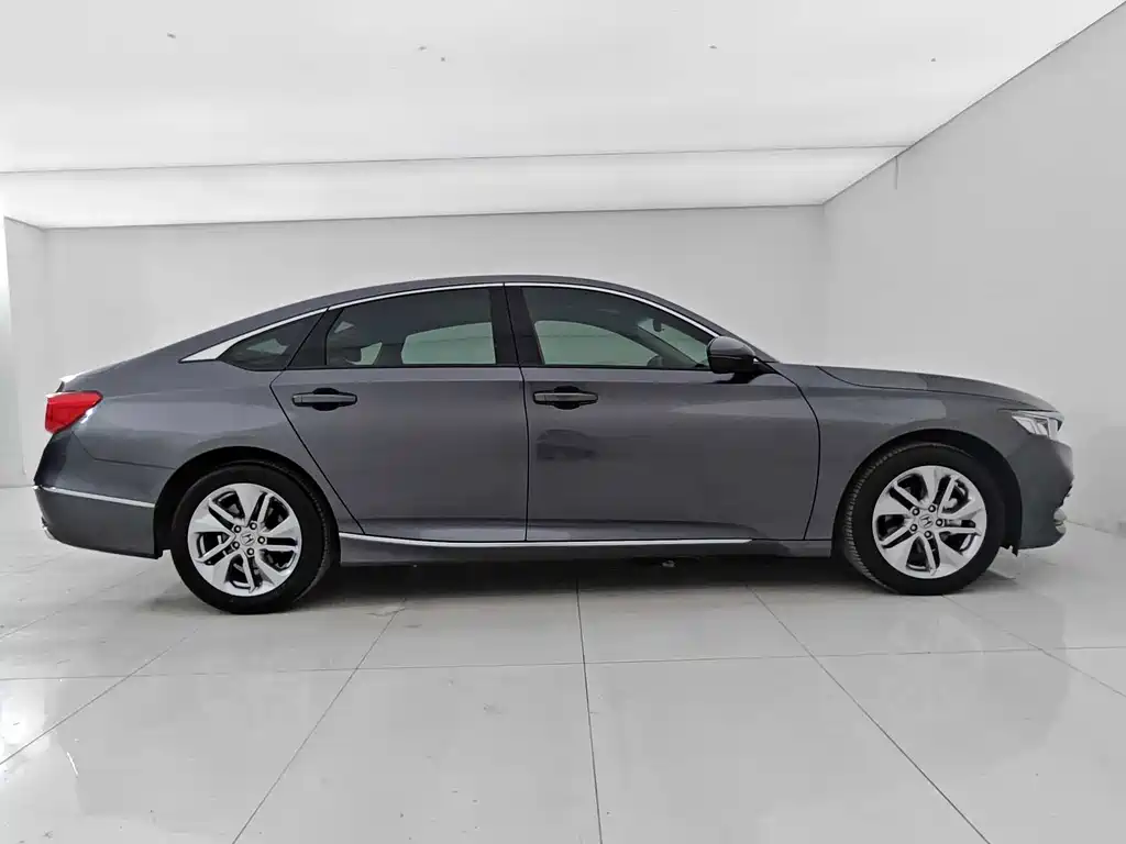 Honda Accord — миниатюра 12