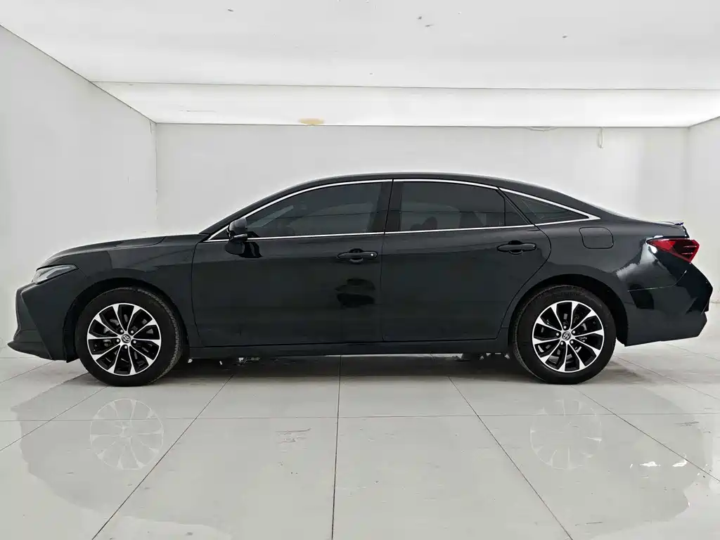 Toyota Avalon — миниатюра 8