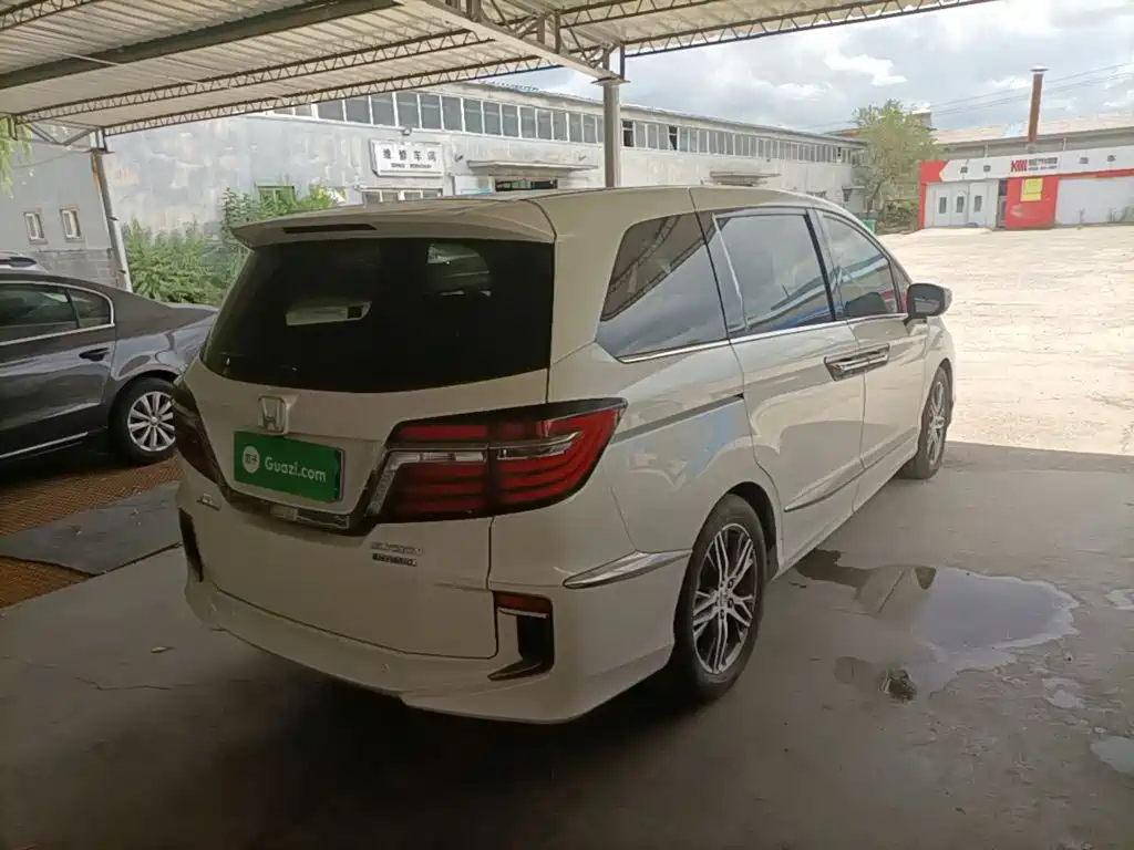 Honda Elysion — миниатюра 7