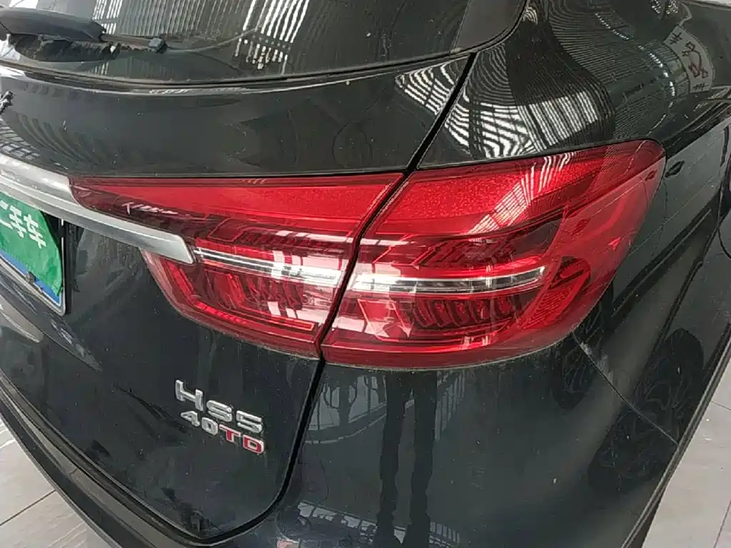 Hongqi Hongqi HS5 — миниатюра 8