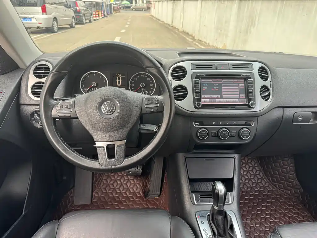Volkswagen Tiguan — миниатюра 6