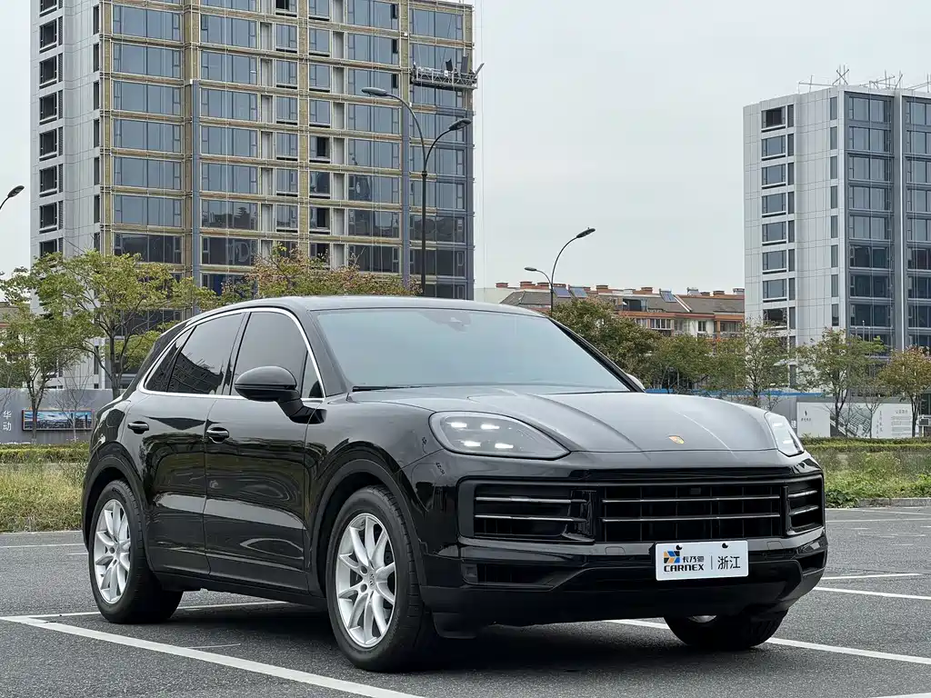 PORSCHE CAYENNE
