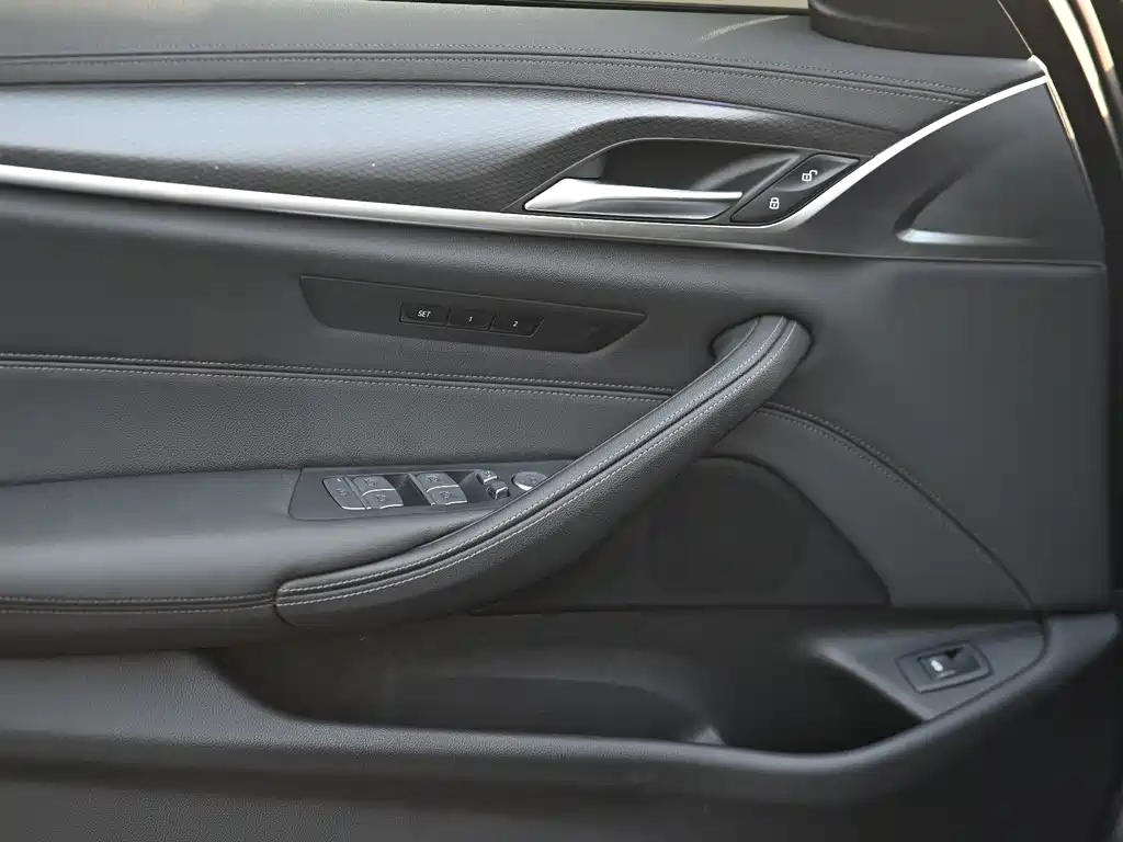 BMW 5 Series 5 2022 525i M Sport