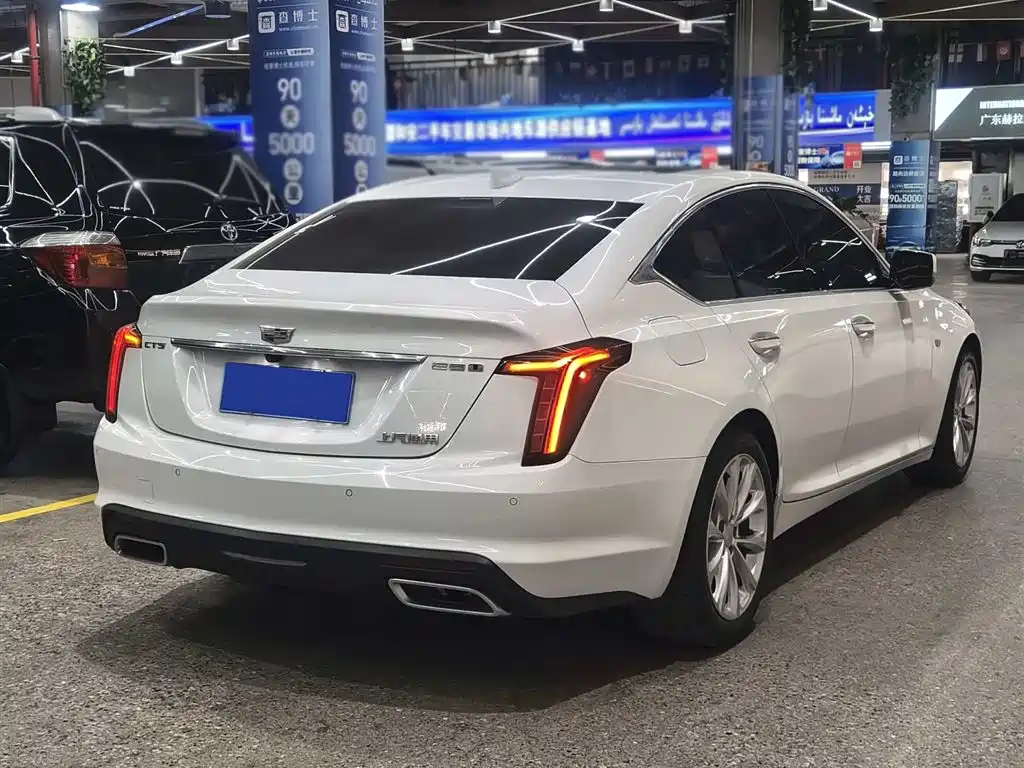 CADILLAC CT5