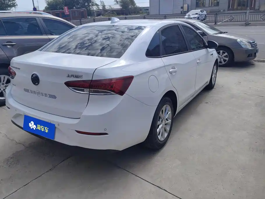 Buick Excelle — миниатюра 3