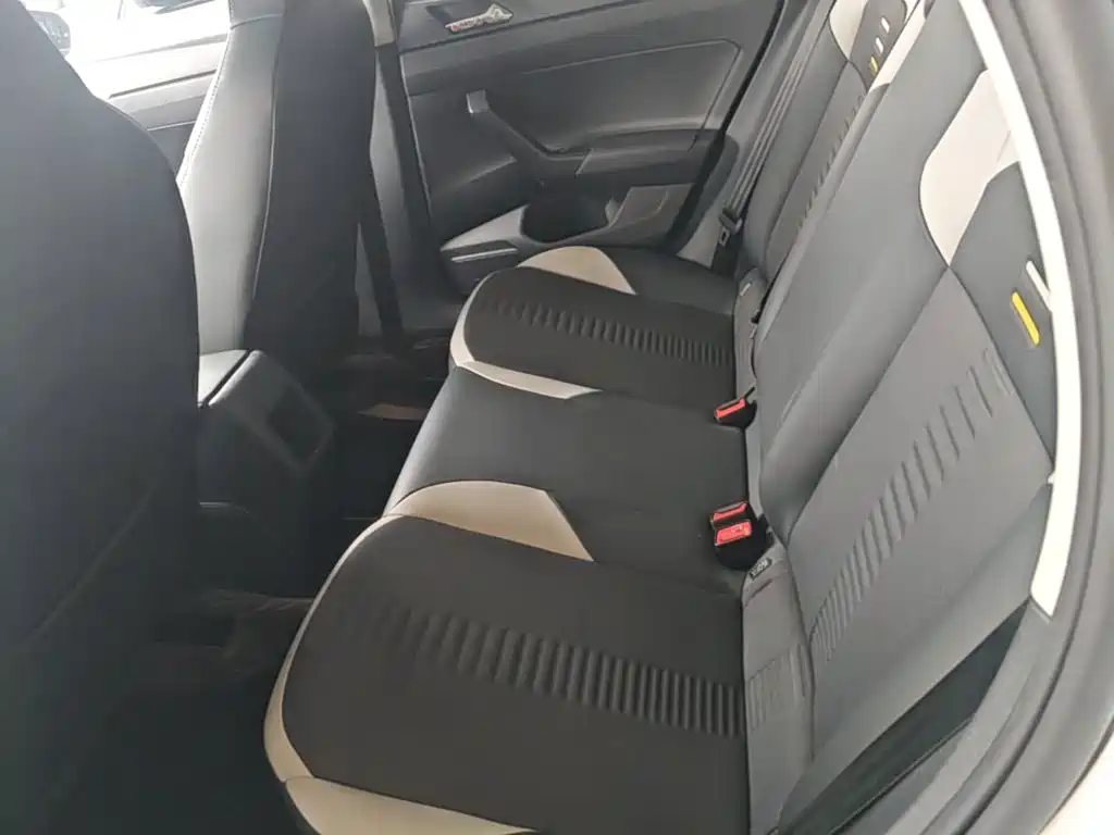 Volkswagen Polo — миниатюра 17
