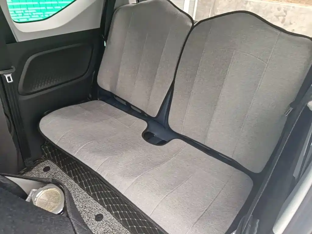 Wuling MINIEV — миниатюра 17